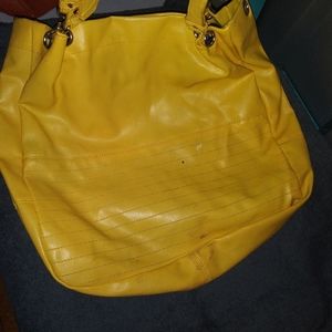 Yellow deep satchel